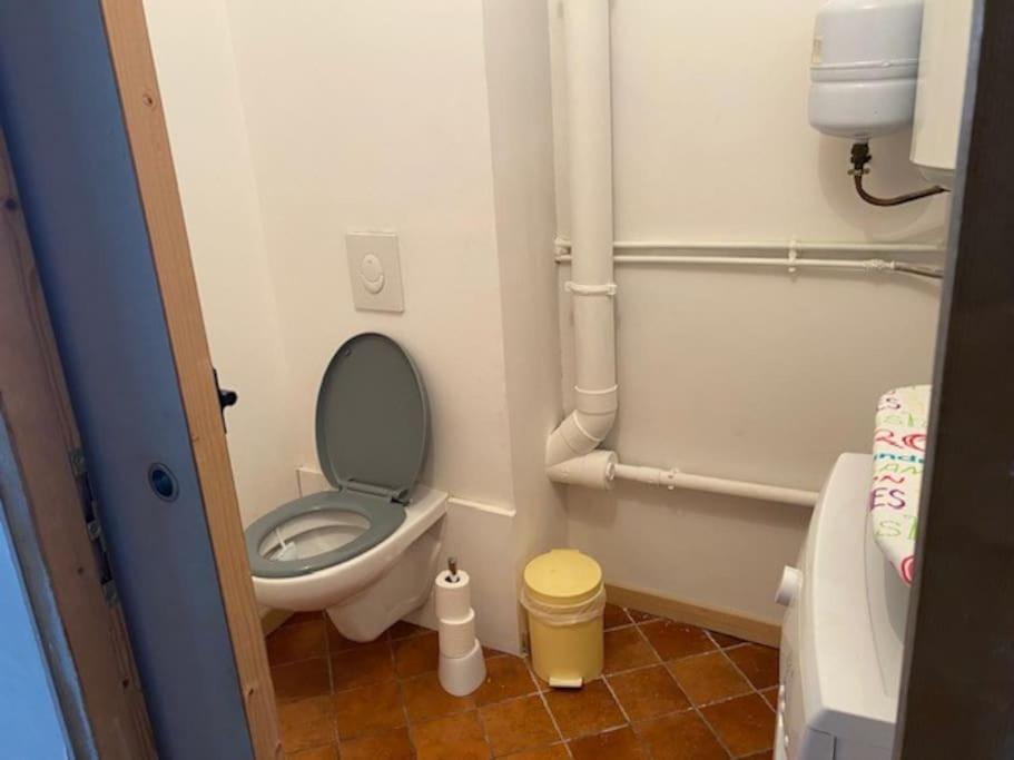 Maison De Ville Tres Calme Се Экстерьер фото